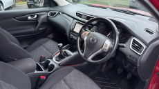 Nissan Qashqai 1.2 DiG-T N-Connecta 5dr Petrol Hatchback